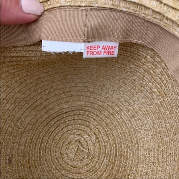 Janie and jack Kids hat with red ribbon straw - Picture 3 of 4